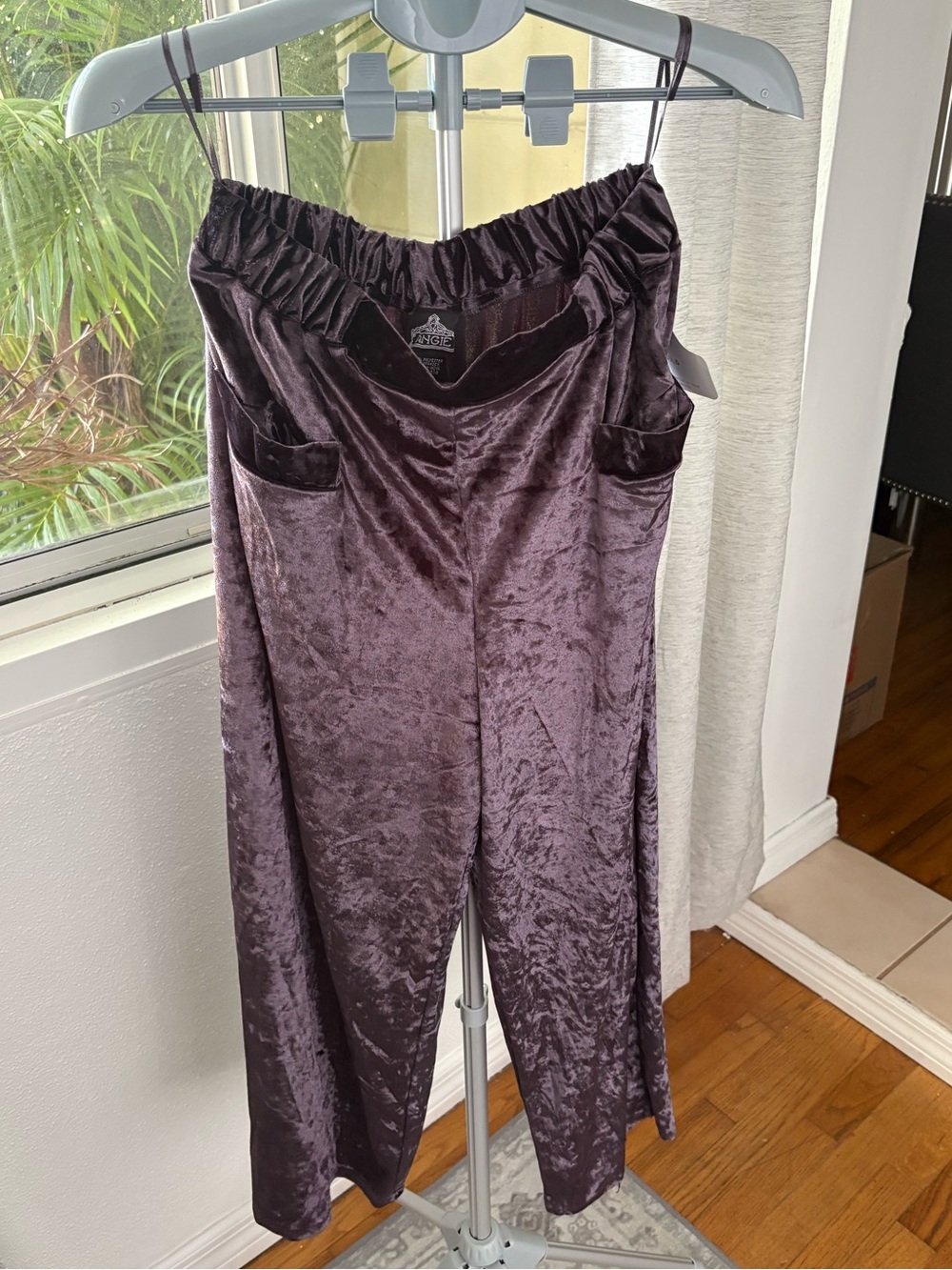ANGIE Plum/purple Crushed Velvet Wide Leg Pants - NWT - Size L